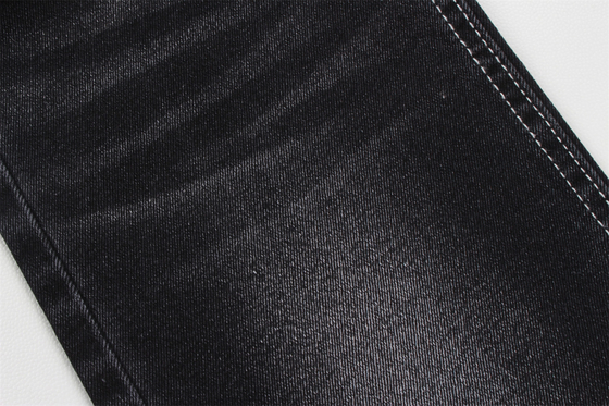 Fabricazione di tessuti di denim ecologici