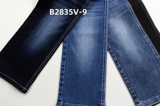 Disponibile in tessuto di denim di colore blu scuro e di peso medio, pronte per la fabbricazione di jeans