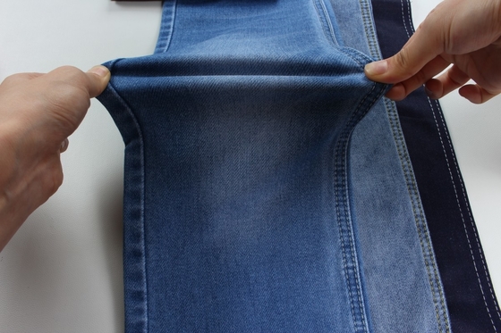 Al dettaglio tessuto denim stretch blu scuro da 10 oz per jeans
