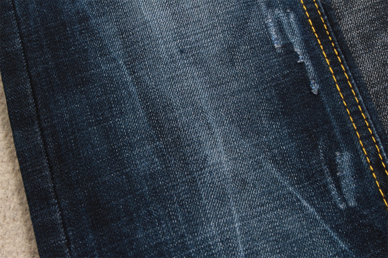 11 oz di stoffa blu di denim sul retro, con una crosshatch per jeans da uomo, colore blu nero di qualità.