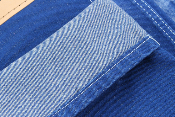 Vibrante e unico colore blu tessuto denim rigido 100% cotone larghezza completa 180cm