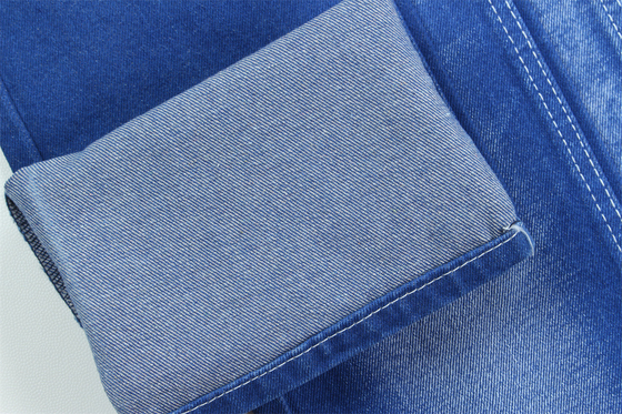 Vibrante e unico colore blu tessuto denim rigido 100% cotone larghezza completa 180cm