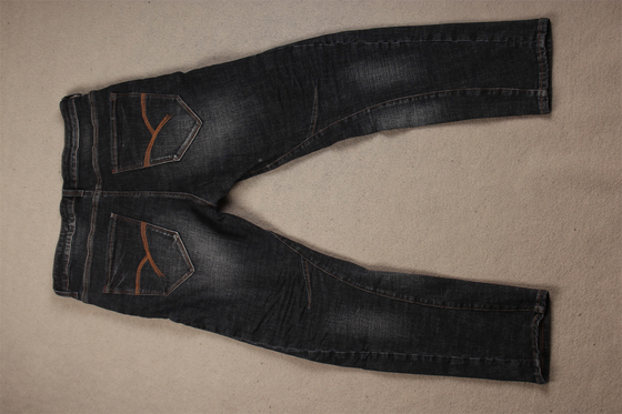 Di qualità superiore nero scuro crosshatch Slub stretch stoffa denim per uomini jeans