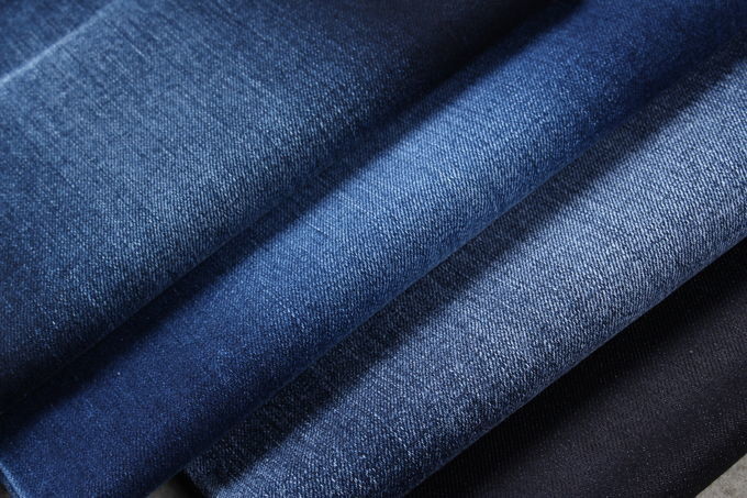 9,5 i poli jeans del tessuto del denim dell'elastam del cotone di Oz 75% Ctn 21% allungano il materiale