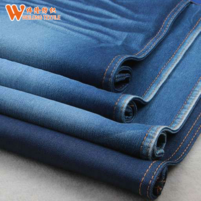 Non ritorca facilmente il filato dell'elastam del poliestere del cotone ha tinto il tessuto del denim blu scuro