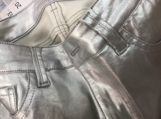 Rivestimento di tessuto di PU denim per donne jeans giacca colore argento colore oro blu colore rosa su misura in Cina