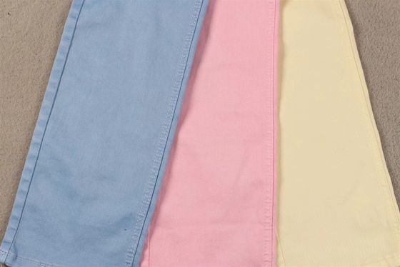 Prezzo buono tessuto del denim di 8.6oz Dual Core PFD RFD in linea